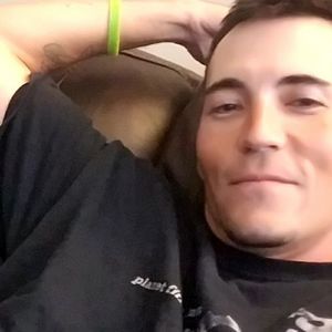 Meet your Posher, Devin